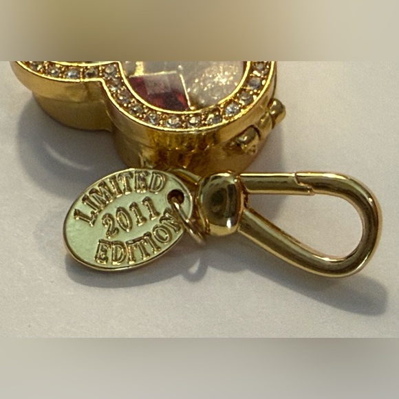 Charm - New! clip on heart chocolate hinged box - for bags, zipper, keychain etc - Picture 5 of 9